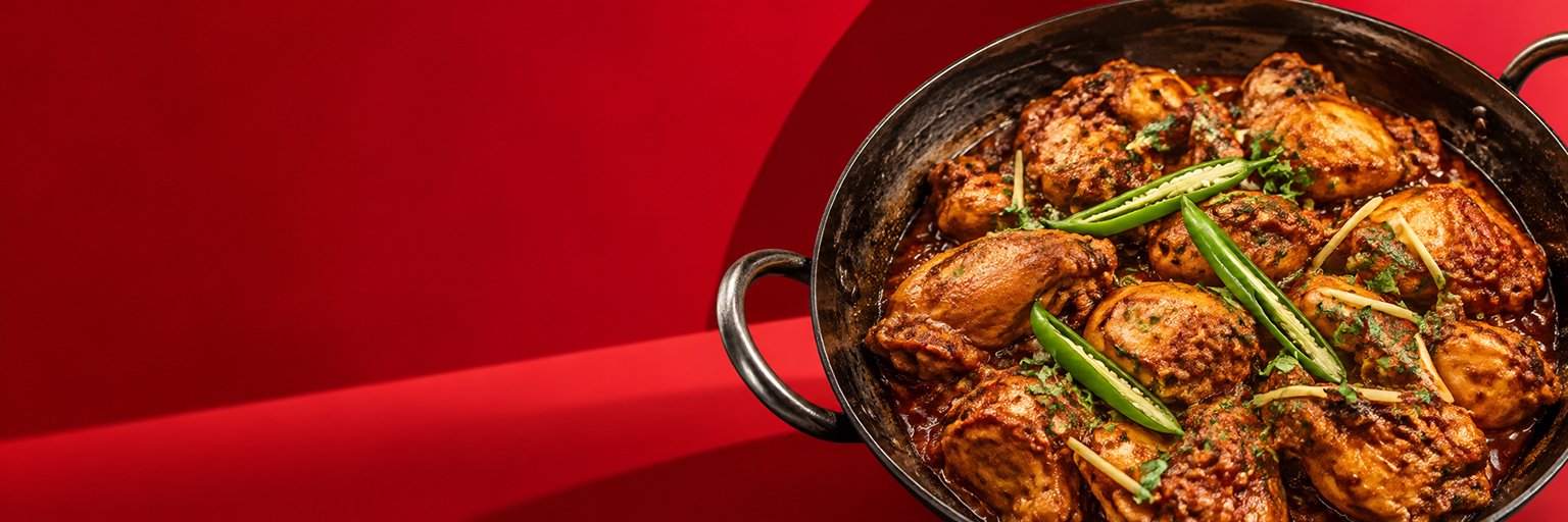 Steaming Chicken Karahi with fresh naan — best desi food in DHA Phase 6 Lahore